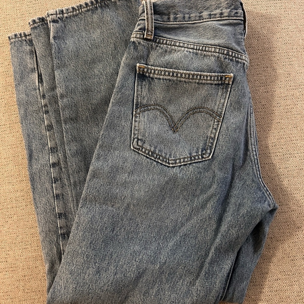 Levi jeans